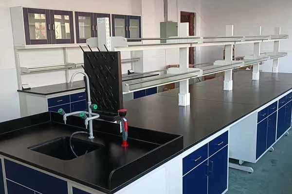 高校實驗室建設(shè)規(guī)劃和方案的區(qū)別